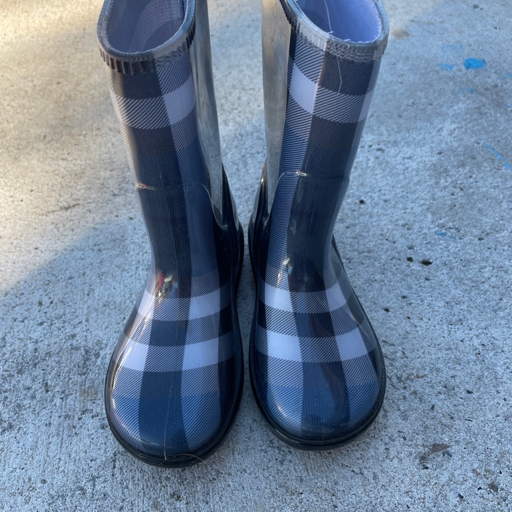Burberry kids rain boots